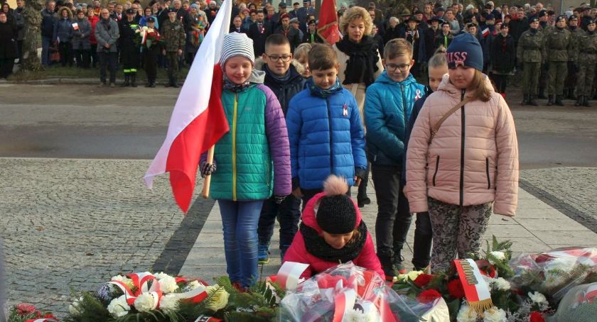 Ciechanów uczcił 101. rocznicę odzyskania przez Polskę niepodległości [wideo/zdjęcia]