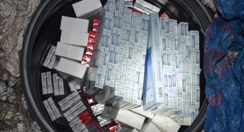 Nielegalne wyroby warte ponad 200 tys. zł w rękach w policji
