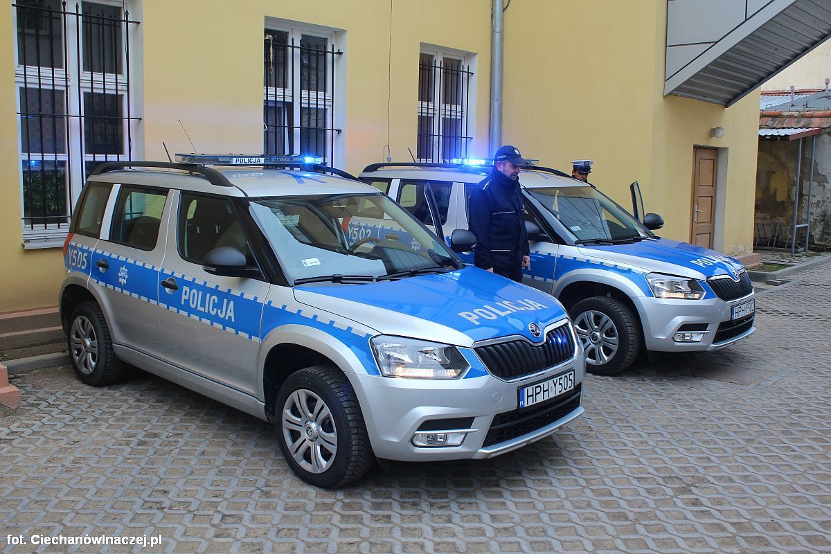 Dwie nowe Skody dla ciechanowskiej policji (zdjęcia)