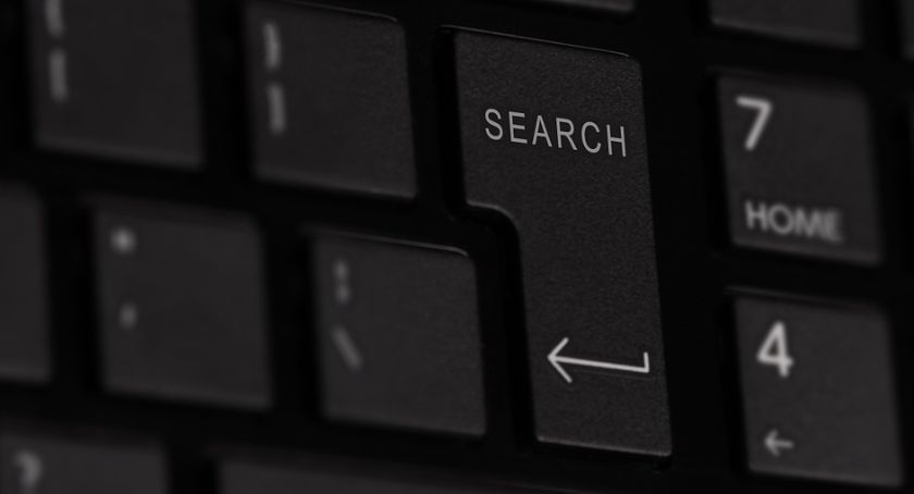 Konsumenci podejmują decyzje zakupowe na podstawie tego, co znajdą w Google. Twoja firma też musi tam być!