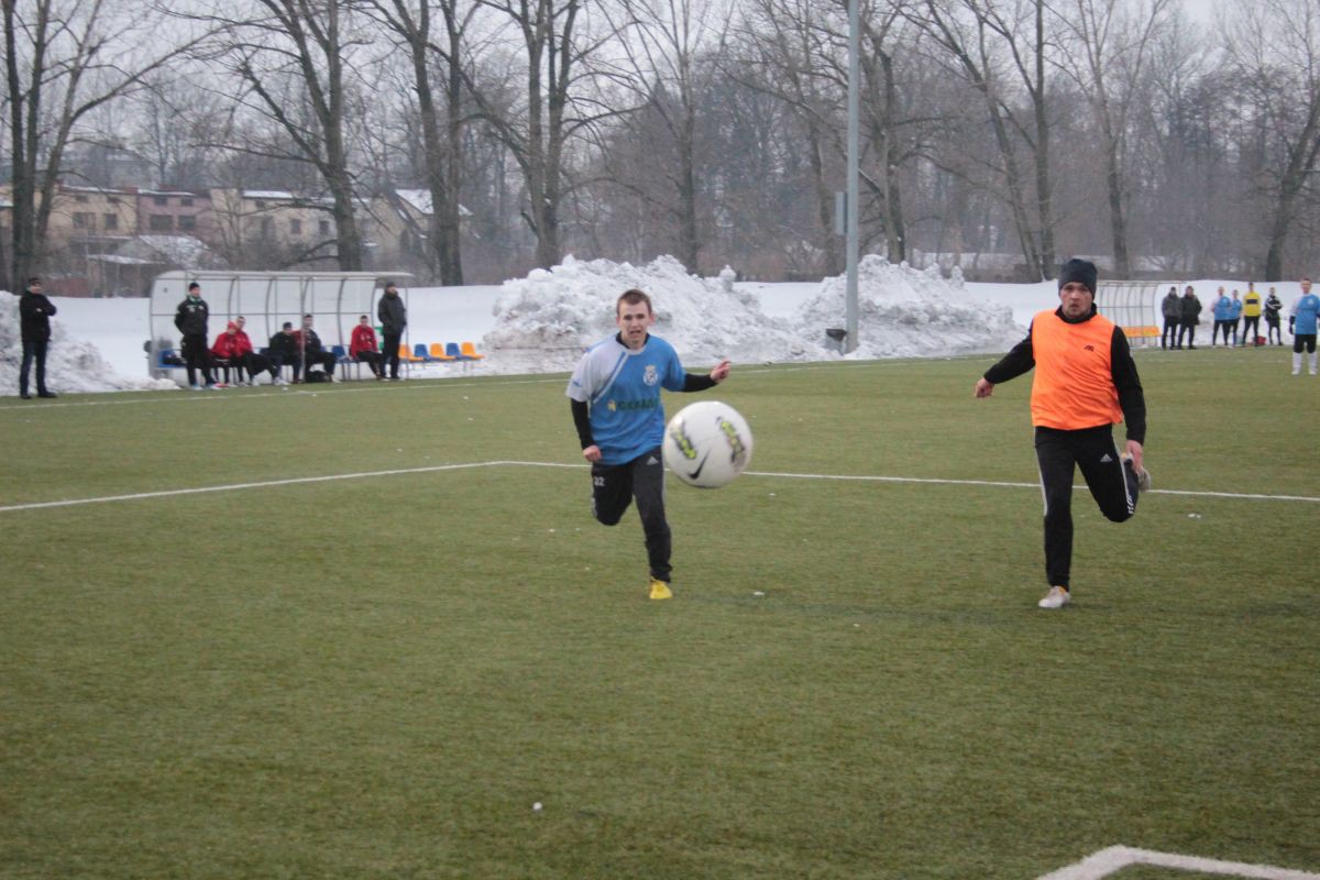 Zima nie odpuszcza…a więc sparing