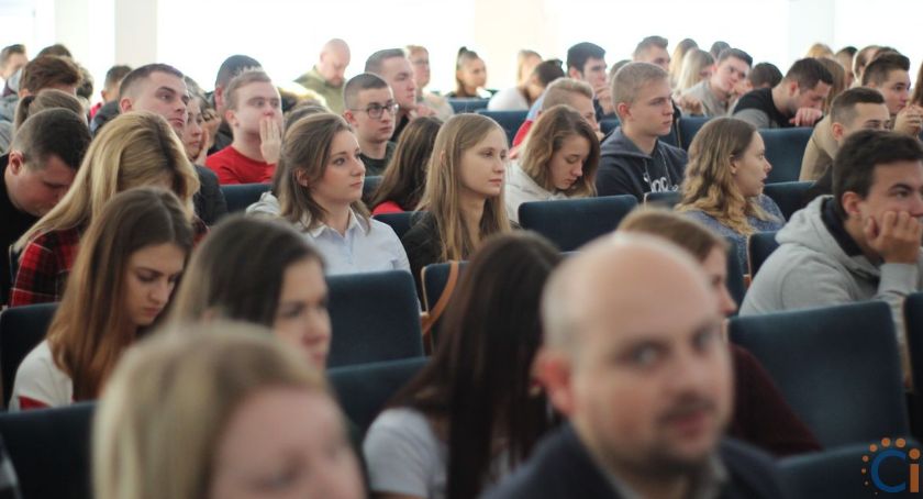 Za nami VII Akademickie Targi Pracy w Ciechanowie [zdjęcia]