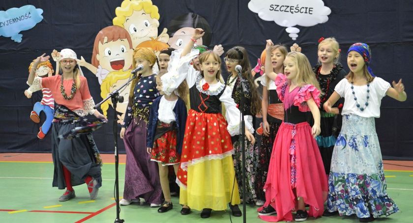 Biesiada Poetycka w Szkole Podstawowej nr 4 [zdjęcia]