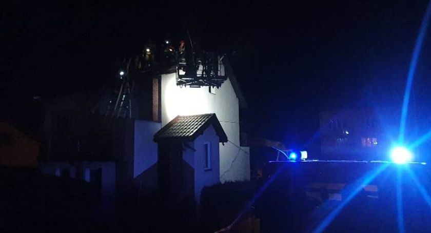 Pożar domu w Ciechanowie [zdjęcia]