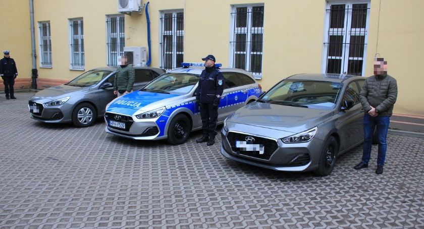 Policjanci z Ciechanowa otrzymali nowe radiowozy [zdjęcia]