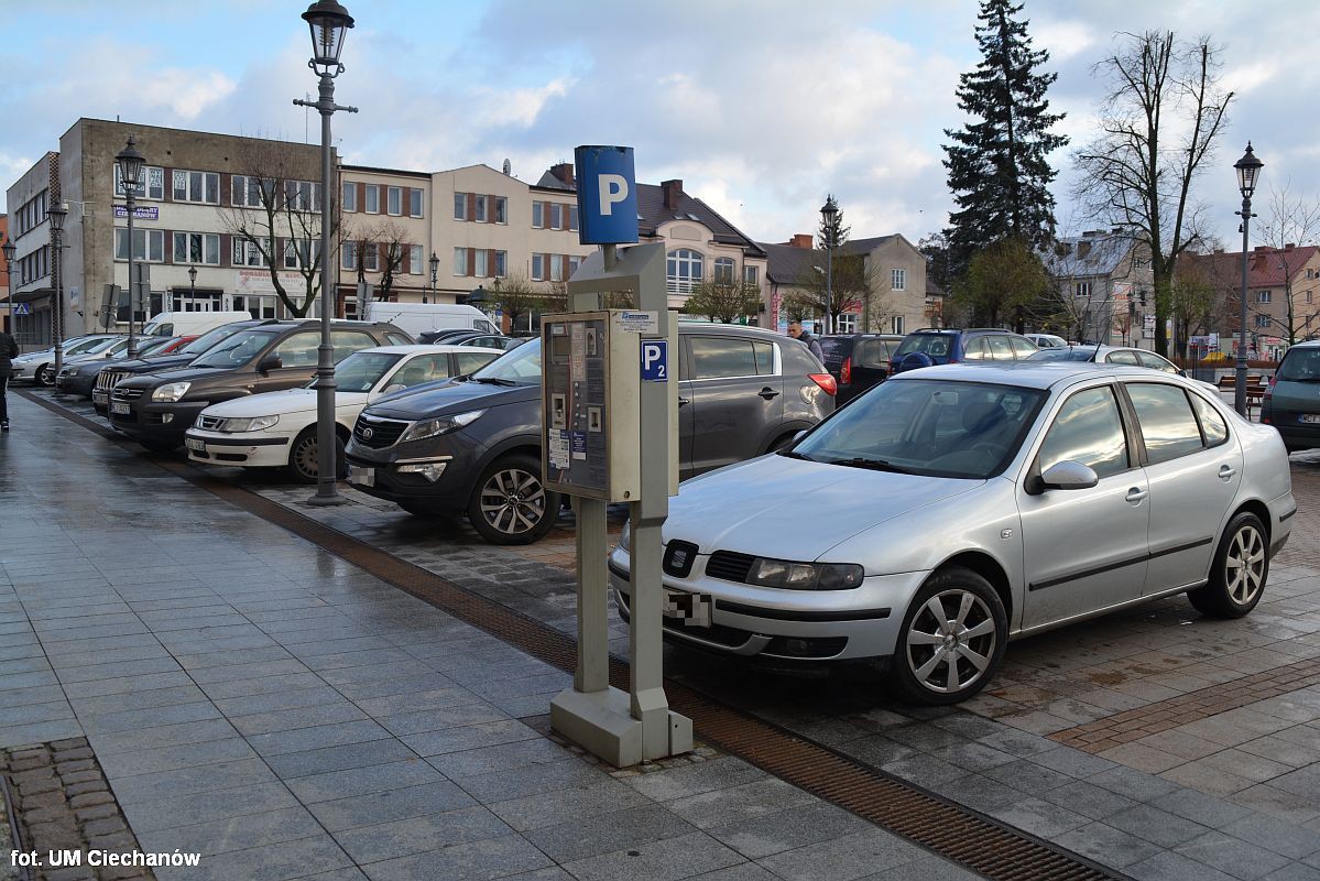Do połowy stycznia w Ciechanowie możecie parkować za darmo