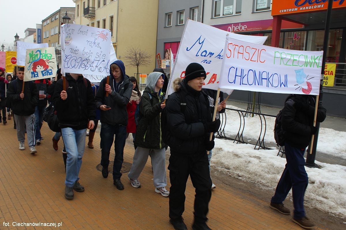 Happening uczniów Staszica na deptaku - 