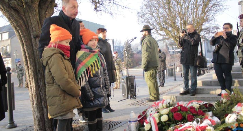 W Ciechanowie zamordowano blisko 100 osób. Dziś uczczono ich pamięć [zdjęcia]