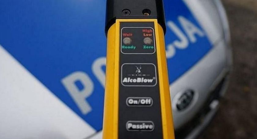 Nietrzeźwy ciechanowianin za kierownicą Skody