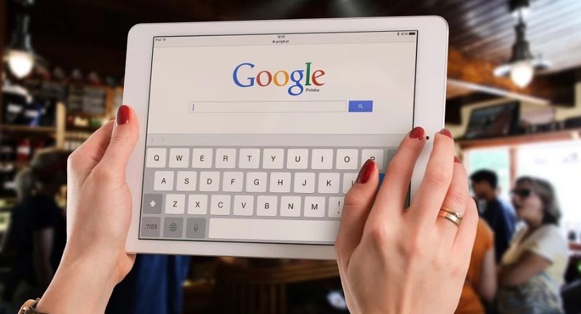 Pozwól klientowi znaleźć się od razu. Bądź w czołówce wyników Google! 