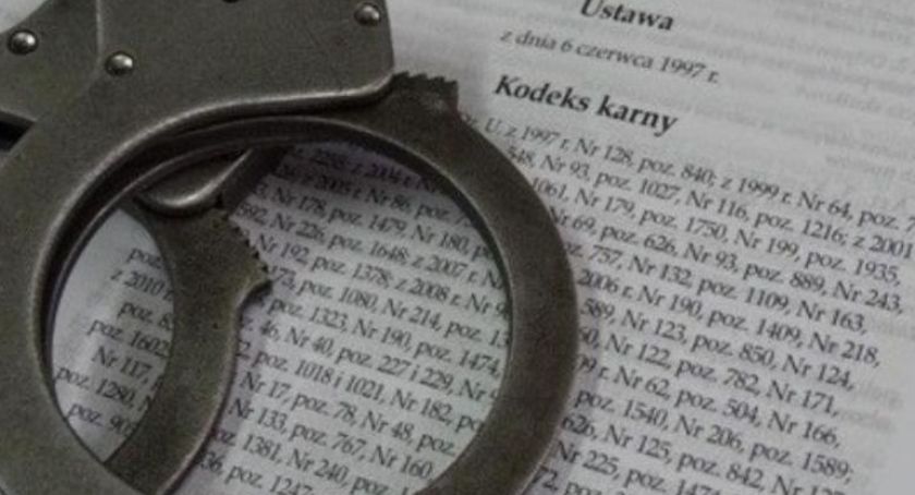 Ukradł skarbonki z szopki. Wpadł w ręce policji