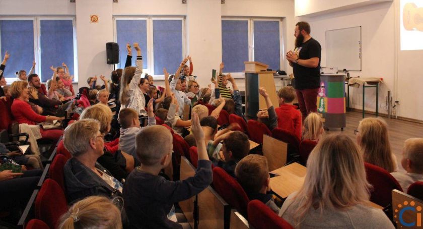 Dziecięca Akademia Naukowych Inspiracji po raz czwarty w Ciechanowie