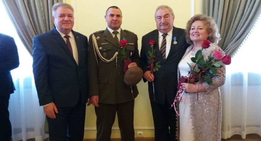 Dowódca mazowieckich terytorialsów odznaczony medalem