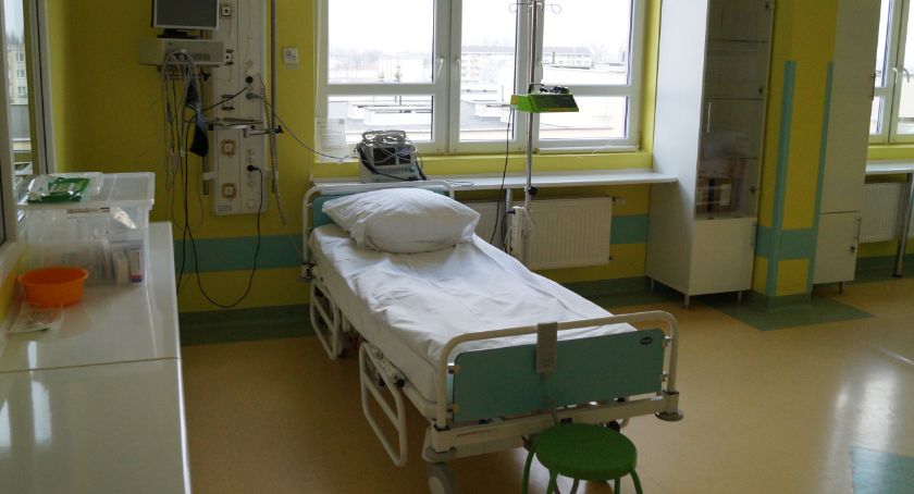 Szpital w Ciechanowie w stanie podwyższonej gotowości. Jak jest przygotowany na przyjęcie pacjentów z koronawirusem?