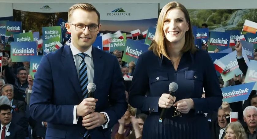 Prezydent Ciechanowa w roli konferansjera na konwencji wyborczej [wideo]