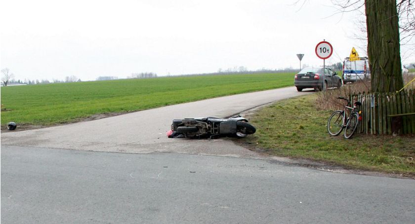 Zderzenie Skody ze skuterem