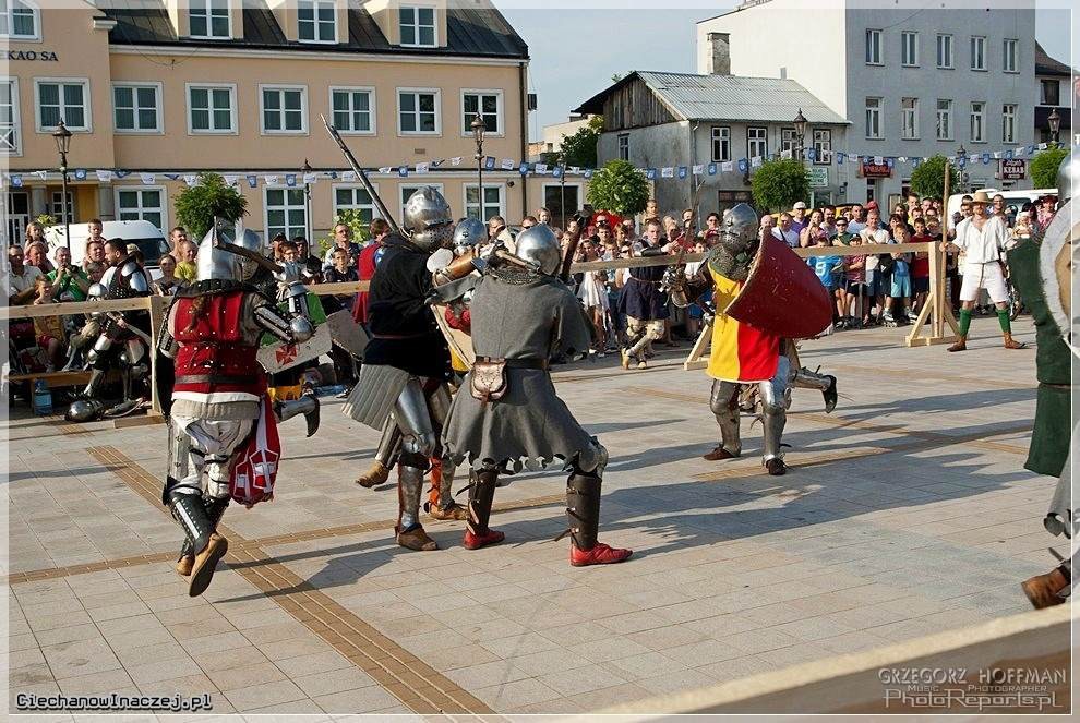 Teatralna uczta nad Łydynią