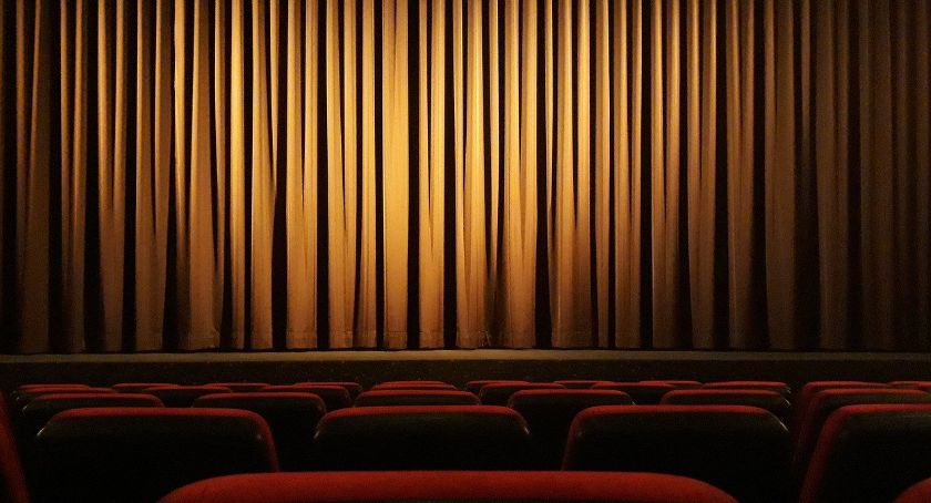 Międzynarodowy Dzień Teatru świętujemy w domach