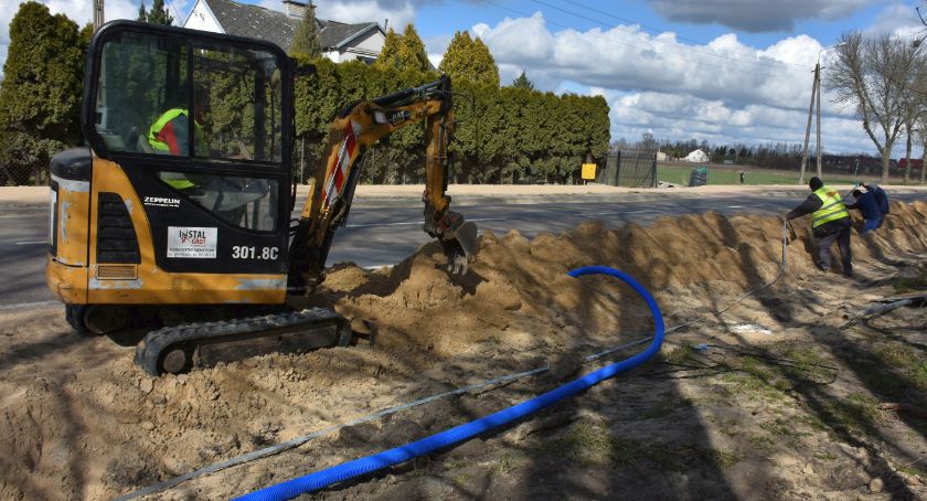 Na modernizowanej ulicy ruszyła budowa nowego oświetlenia