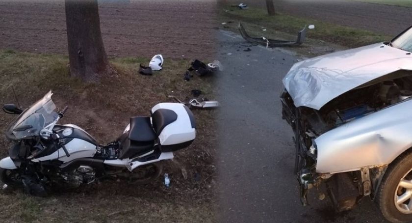 Wyprzedzał na trzeciego. Zderzył się z motocyklem