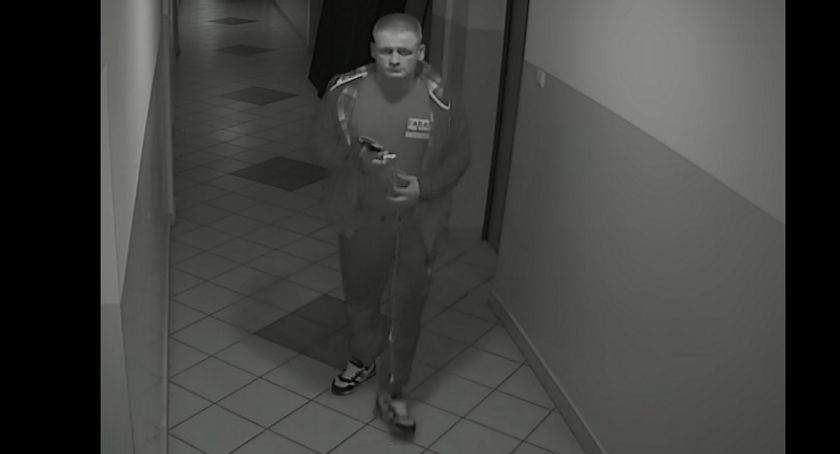 Złodziej w akademiku. Szuka go ciechanowska policja [zdjęcia]