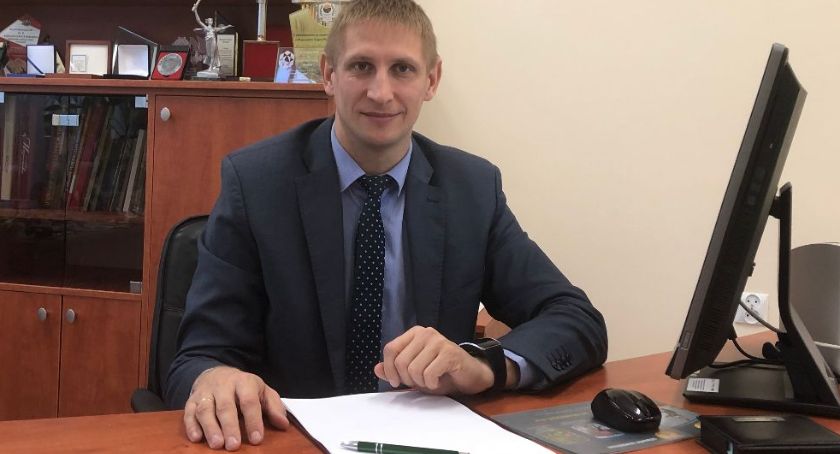 Burmistrz Glinojecka: Mieszkańcy wkrótce otrzymają maseczki, otworzymy też plac targowy [wywiad]