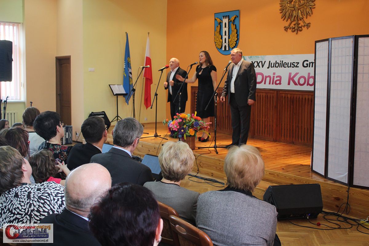 W Opinogórze pamiętają o Dniu Kobiet. Za nami jubileuszowy koncert “Wszystko dla Pań” (wideo/zdjęcia