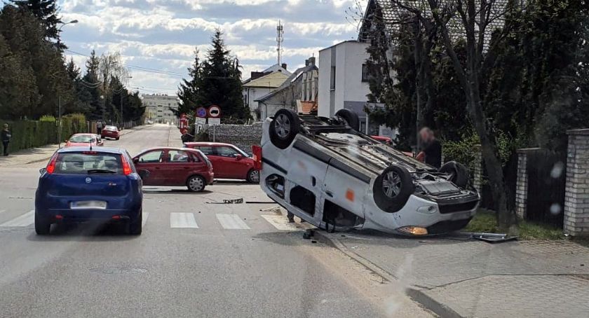 Mieszkaniec Ciechanowa spowodował kolizję. Był pijany [zdjęcia]