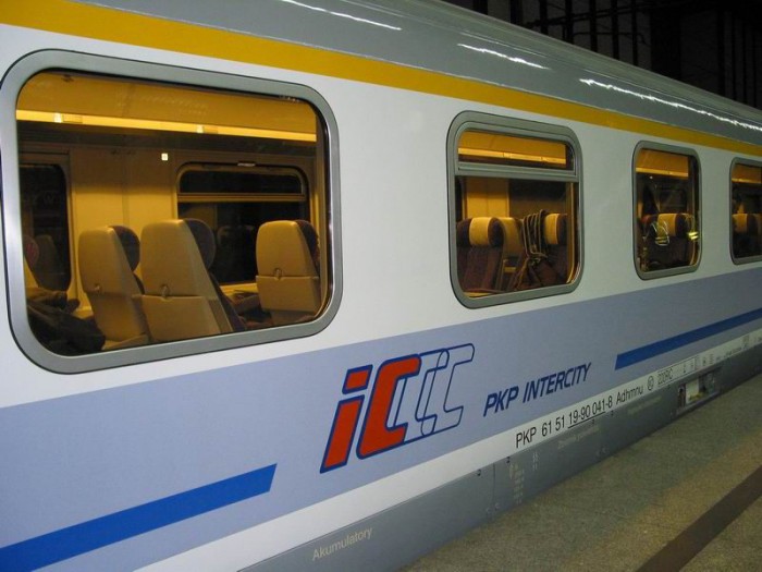 PKP Intercity szykuje niższe ceny biletów