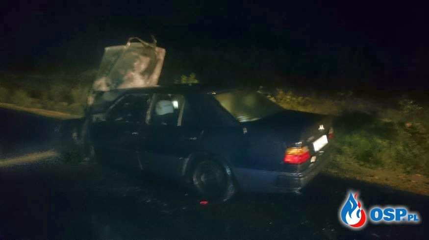 Pożar osobowego Mercedesa