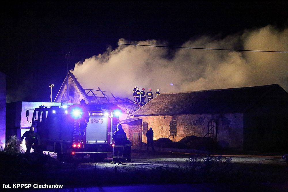 Duży pożar pod Glinojeckiem. Strażacy walczyli z ogniem przez 9 godzin (zdjęcia)