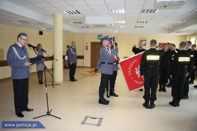 Nowi policjanci w służbie
