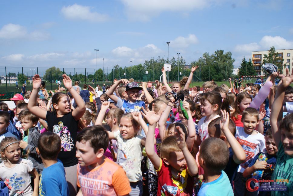 Dzieci obchodzą swoje święto. Wszystkiego Najlepszego! (zdjęcia)