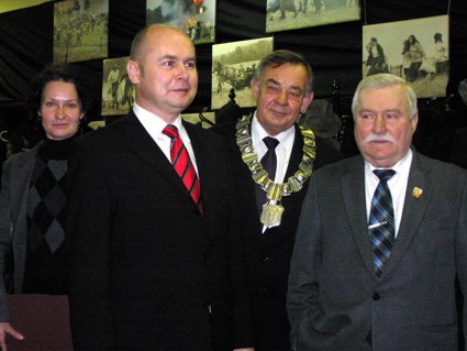 Lech Wałęsa odwiedzi Mławę, Henryka Krzywonos - Płońsk