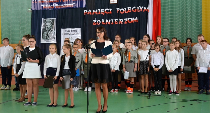 Święto Patrona w Szkole Podstawowej nr 4 (zdjęcia)