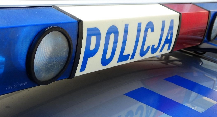 Pijany kierowca Skody jechał bez przedniej opony. Zatrzymał go policjant po służbie