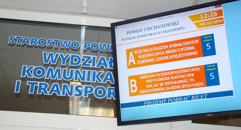 Rewolucja w Wydziale Komunikacji i Transportu. Wprowadzono nowy system kolejkowy