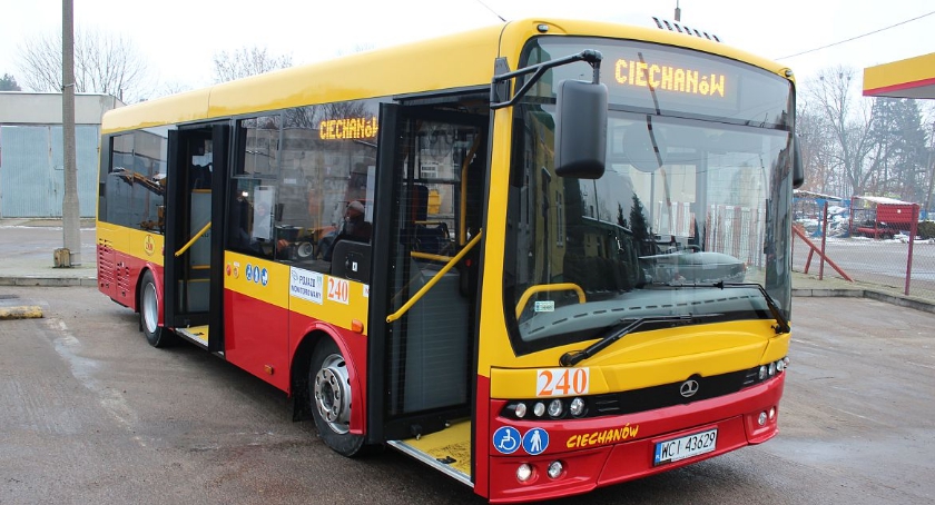 Zaprezentowano nowy autobus ZKM. Wkrótce nowe wiaty i elektroniczne tablice rozkładu jazdy