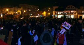 Kot może zostać! Czyli protestujący ponownie na ulicach Ciechanowa [foto/wideo]