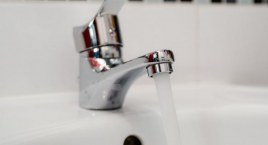 [AKTUALIZACJA] Nadaje się tylko do spłukiwania toalet. Znów problemy z wodą w powiecie ciechanowskim