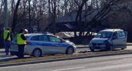 [AKTUALIZACJA] Policjantka sprawcą kolizji na ul. Tatarskiej. Została pouczona