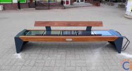 Zielony przystanek i solarne ławeczki stanęły w Ciechanowie [zdjęcia]