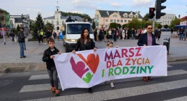 Ulicami Ciechanowa przeszedł Marsz dla Życia i Rodziny [zdjęcia] 