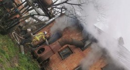 Pożar w budynku pod Ojrzeniem