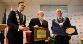 Ciechanów ma nowego Honorowego Obywatela [wideo/zdjęcia]