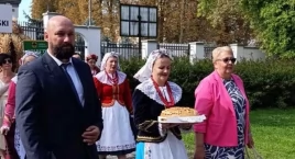 Reprezentacja powiatu ciechanowskiego na dożynkach wojewódzkich.