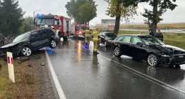 Nastolatek doprowadził do zderzenia pojazdów