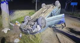 Groźne zdarzenie pod Ciechanowem. Dachowało auto, po&hellip;