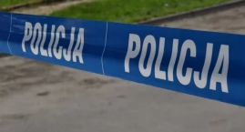 Auto w rowie, w środku martwy mężczyzna. Tragiczne z&hellip;