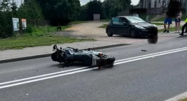 77-letni kierowca doprowadził do zderzenia z motocyklem